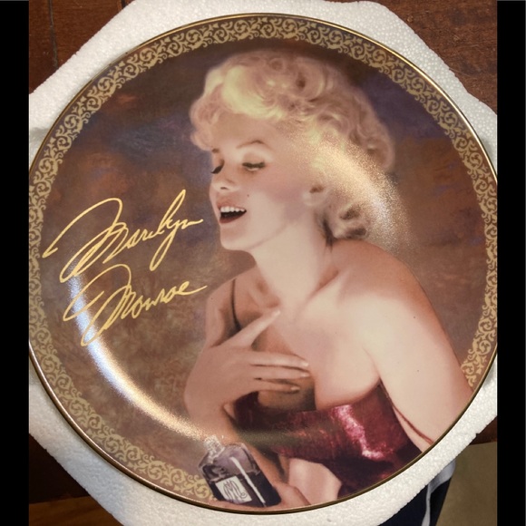 Marilyn Monroe Blonde passion plate
